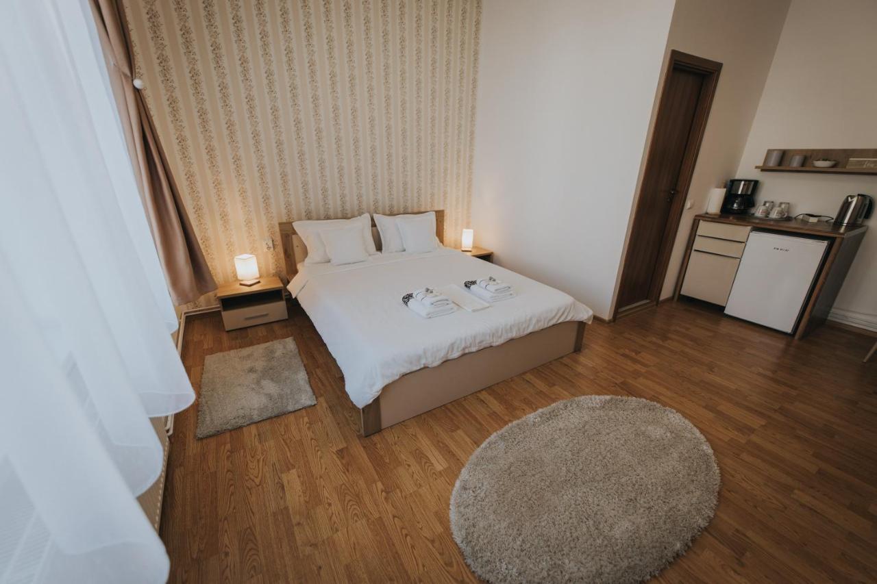 Gavri'S Classic Apartment Sibiu Buitenkant foto
