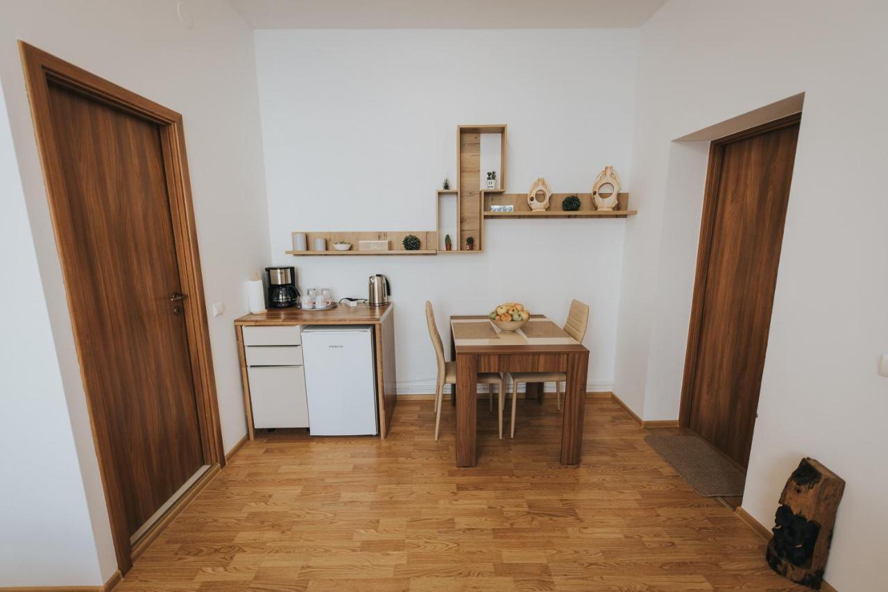 Gavri'S Classic Apartment Sibiu Buitenkant foto