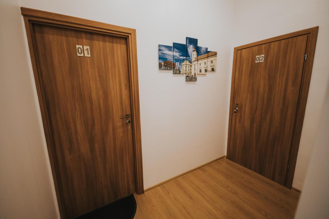 Gavri'S Classic Apartment Sibiu Buitenkant foto